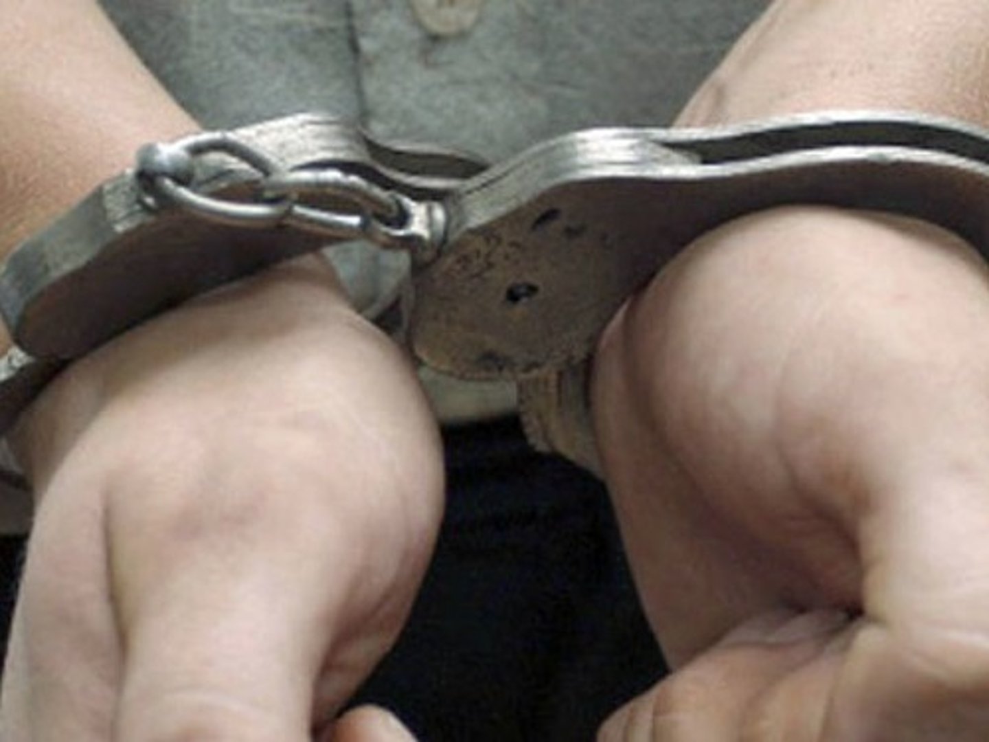 <p>die Kriminalität </p>