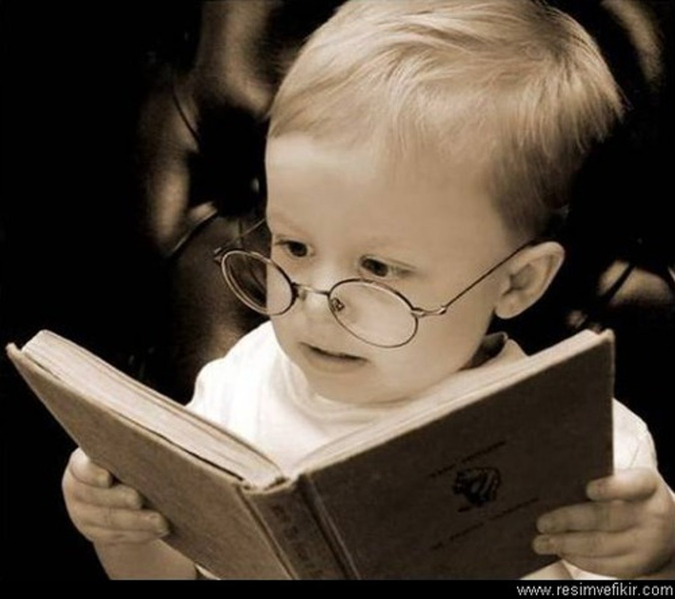 <p>to read</p>