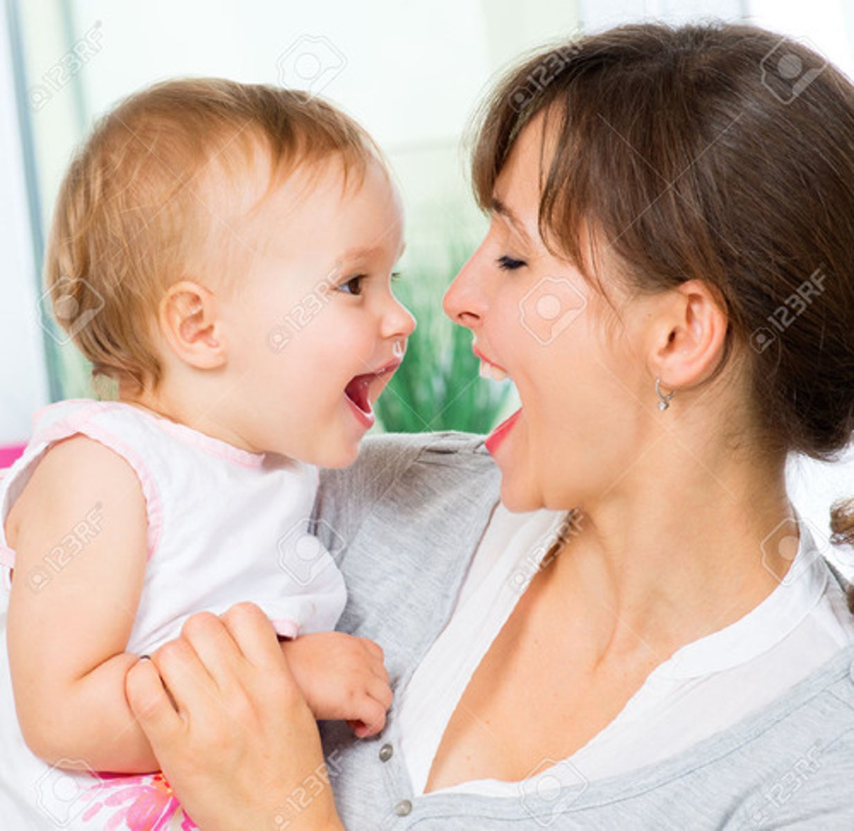 <p>Patterns of behavior that describe how children form emotional bonds with caregivers, influencing relationships later in life.</p><p>Can affect how adults form attachments to other adults.</p>