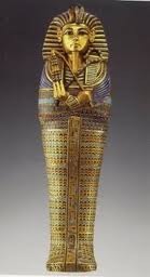 <p>-1323 BCE -Gold with inlay of enamel + semi precious stones -Egyptian -He was a pharaoh -Innermost coffin, the third one</p>