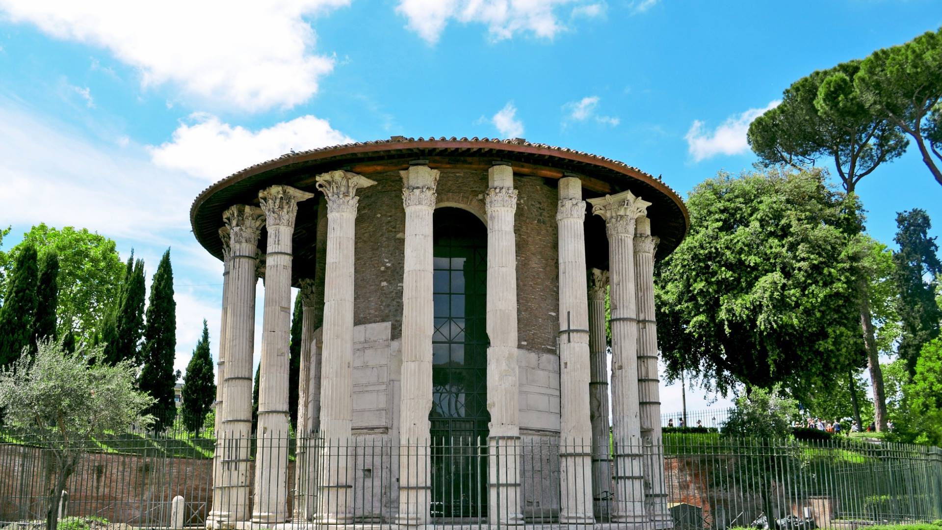 <p>Hercules Temple</p>