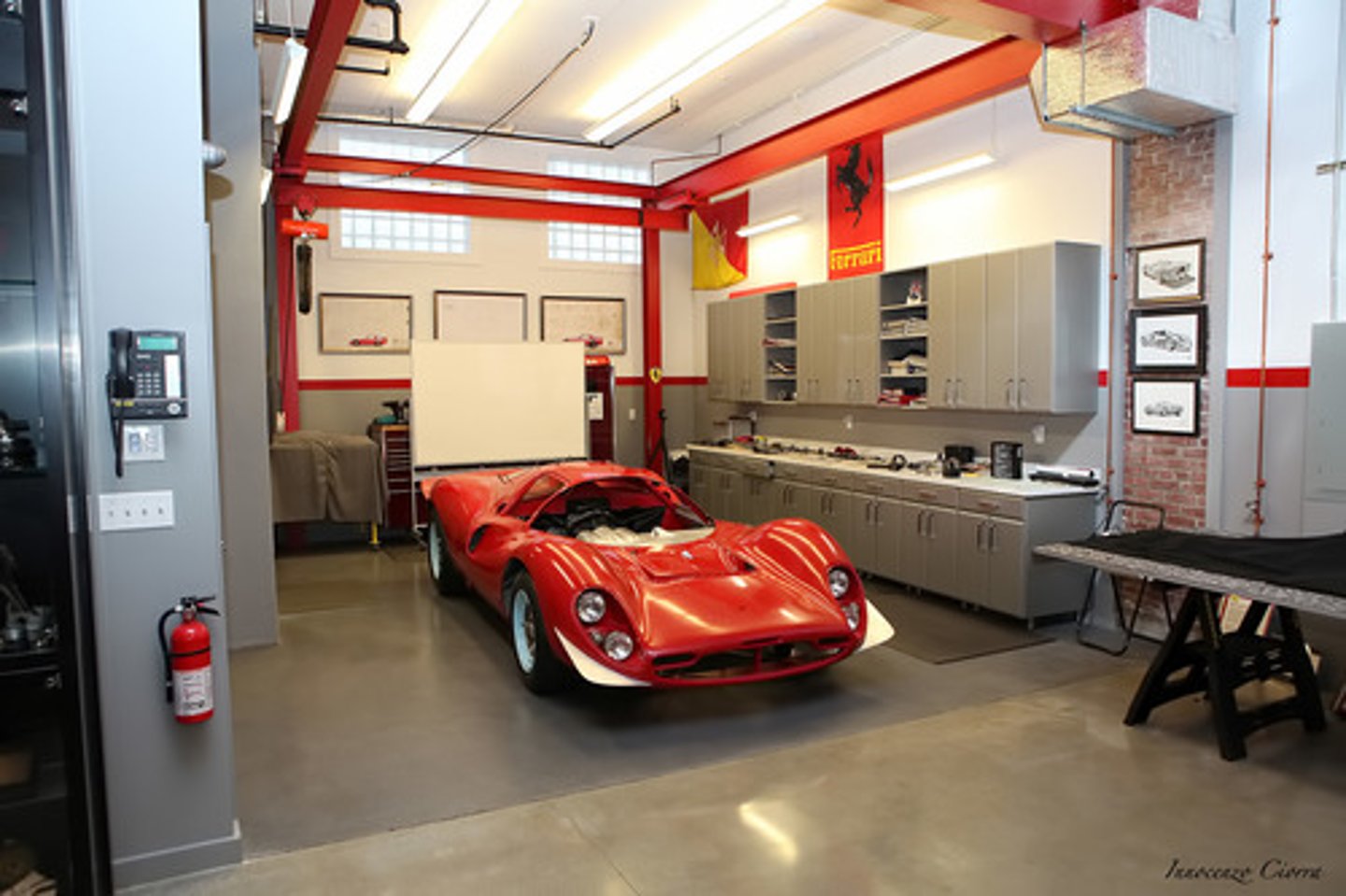 <p>garage</p>