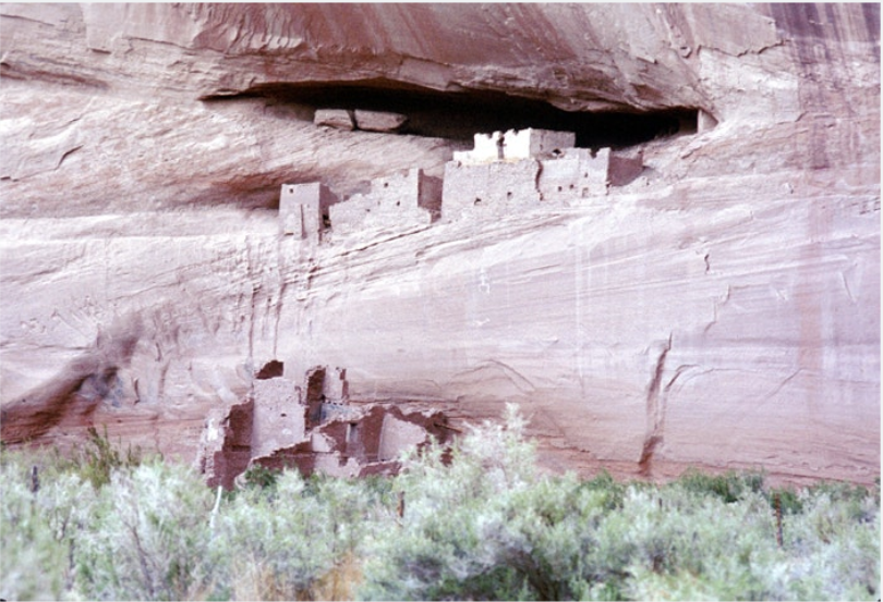 <p>Based on the image, which statement below best describes the Indian tribe that inhabited these ruins?</p>