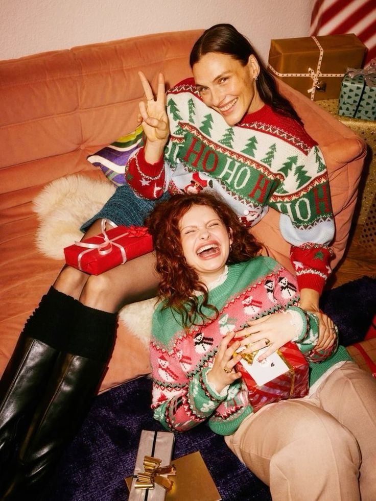 <p>We <strong>go to an ugly sweater party</strong>.</p>