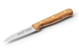 <p>ein kleines und scharfes Messer zum Schneiden von Gemüse oder Obst.</p>