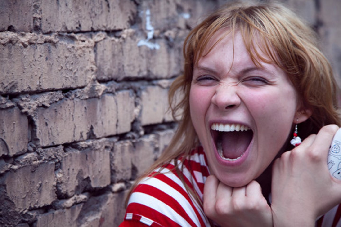 <p>to cry or say something loudly and usually on a high note, especially because of strong emotions such as fear, excitement, or anger (орать, вопить, вскрикнуть)<br><br>to __________ with pain — кричать от боли<br>a __________ of terror — крик ужаса<br><br>'Get out!' she __________ed.<br>— Вон отсюда! - завизжала она.<br><br>He __________ed at her to stop.<br>Он крикнул, чтобы она остановилась.</p>