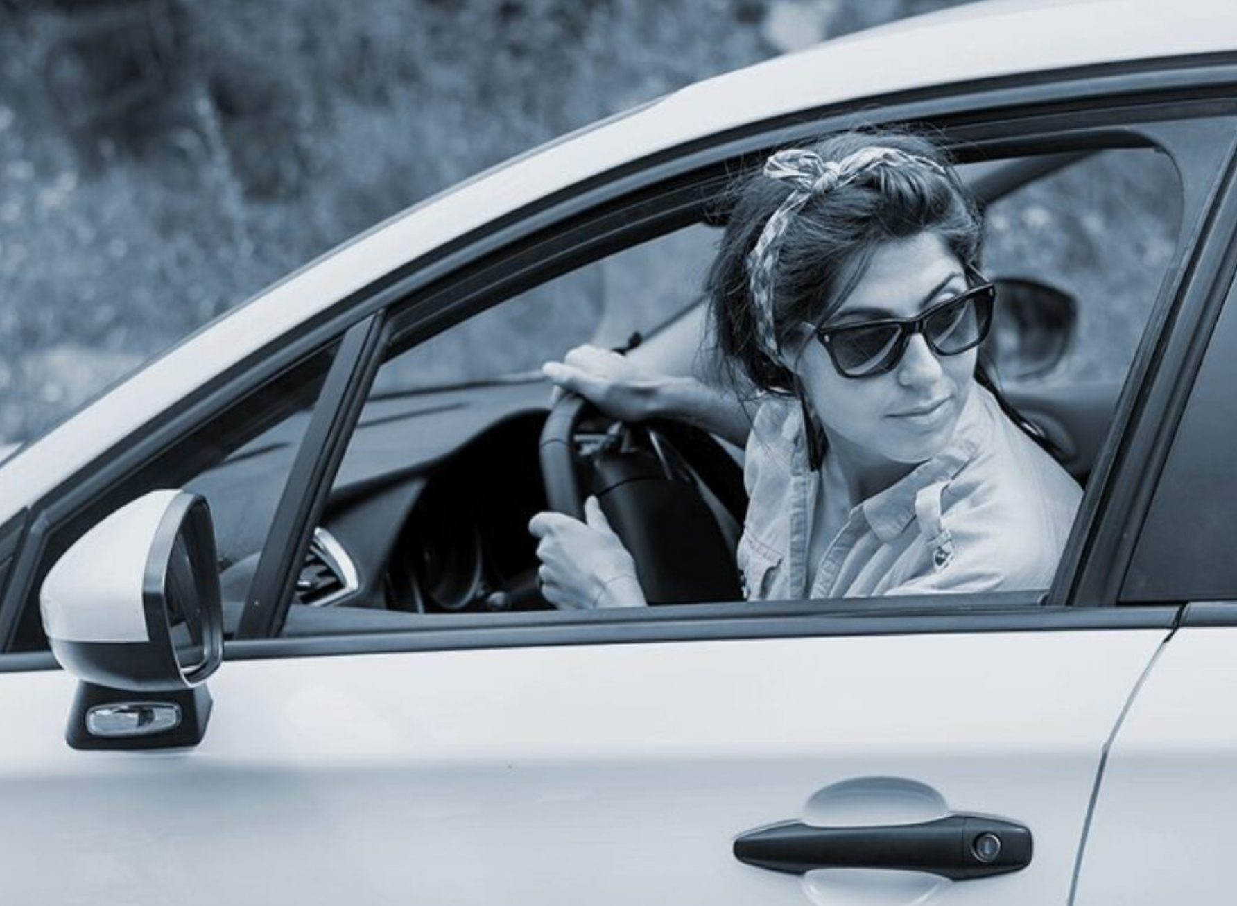<p>What Is This Called?: <mark data-color="unset" style="background-color: unset; color: inherit;">The Act Of Slowing Down Or Stopping A Vehicle To Look At Something Of interest On The Side Of The Road, Such As An Accident, A Scenic View, Or An Interesting Billboard</mark><span>.</span></p>