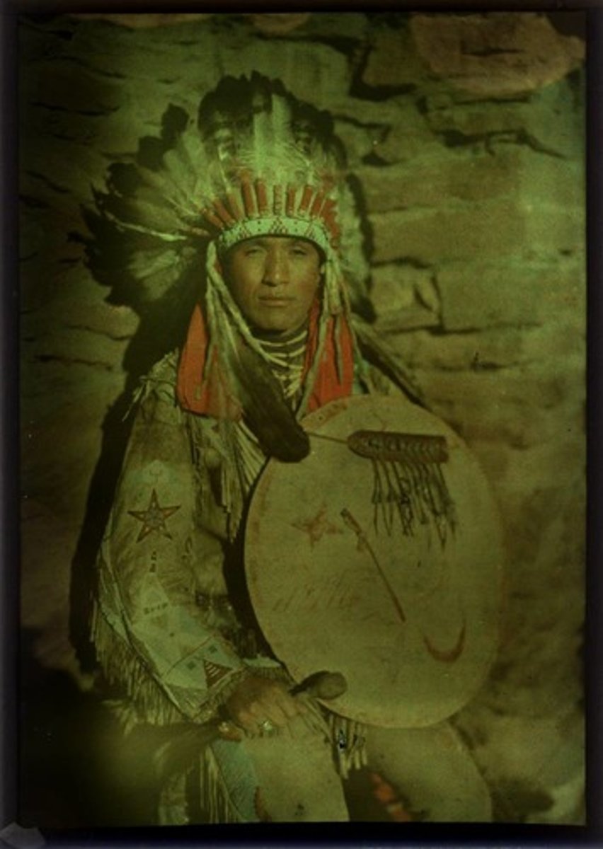 <p>The first people to settle North America arrived as many as 40,000 years ago. They came from Asia and may have crossed by a land bridge connecting Siberia and Alaska. (p. 1)</p>