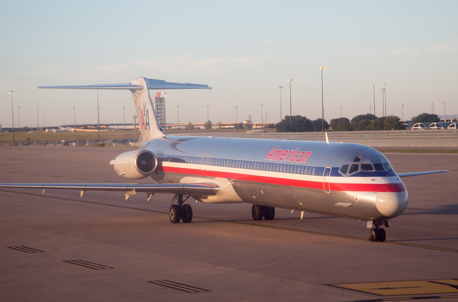 <p>McDonnell Douglas MD-80</p>