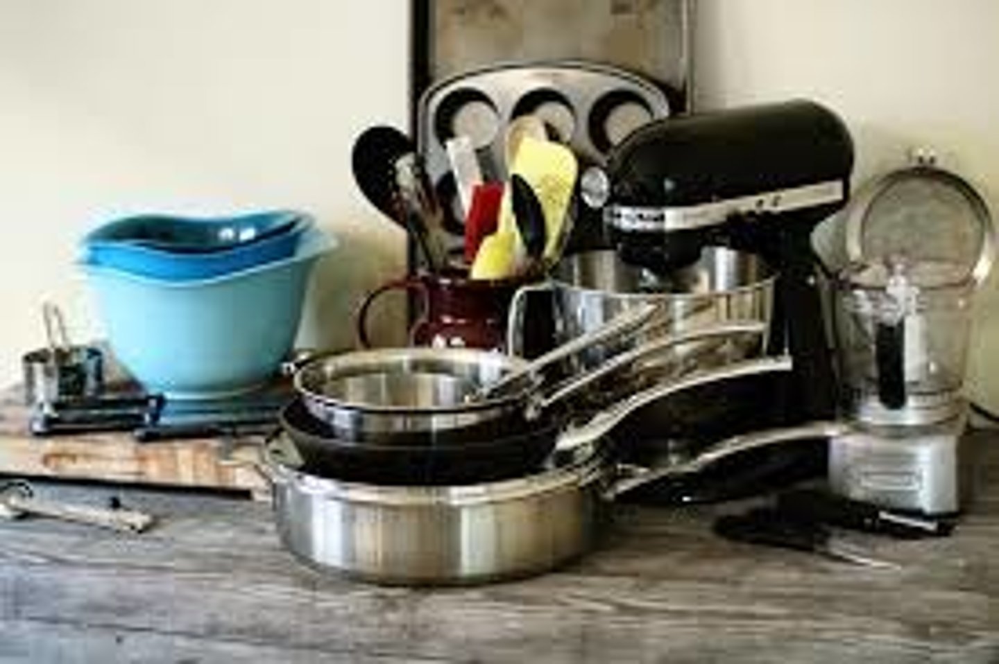 <p>thiết bị, dụng cụ</p>