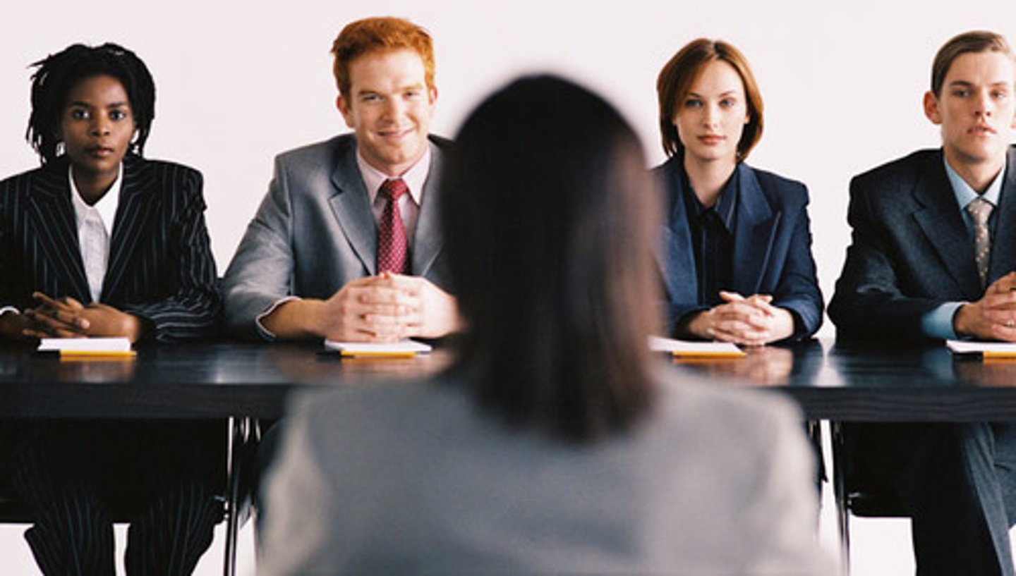 <p>to look for a job/position</p>
