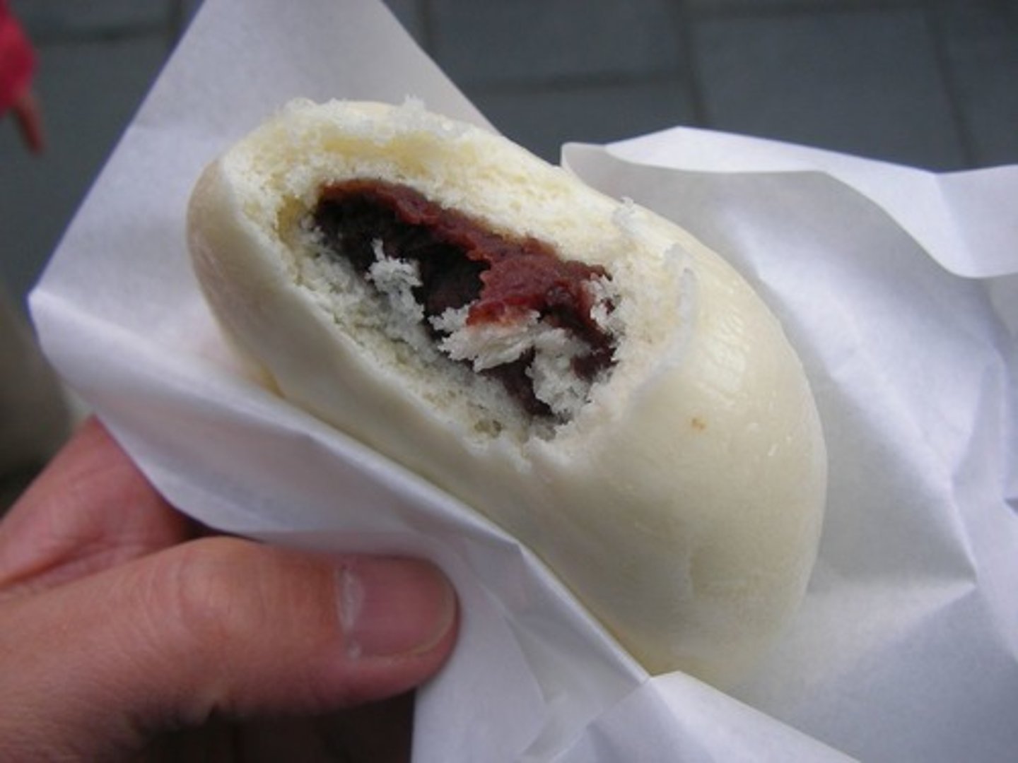 <p>bánh ngọt nhân đậu đỏ</p><p>MAN ĐẦU</p>