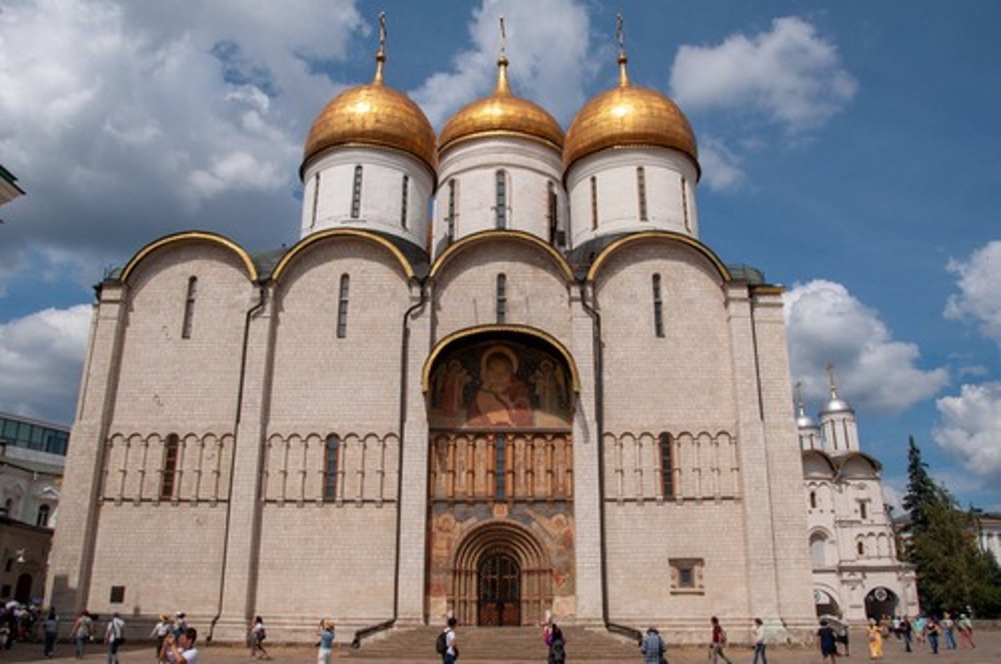 <p>Dormition Cathedral (1475-1479) built by Aristotele Fioravanti</p>