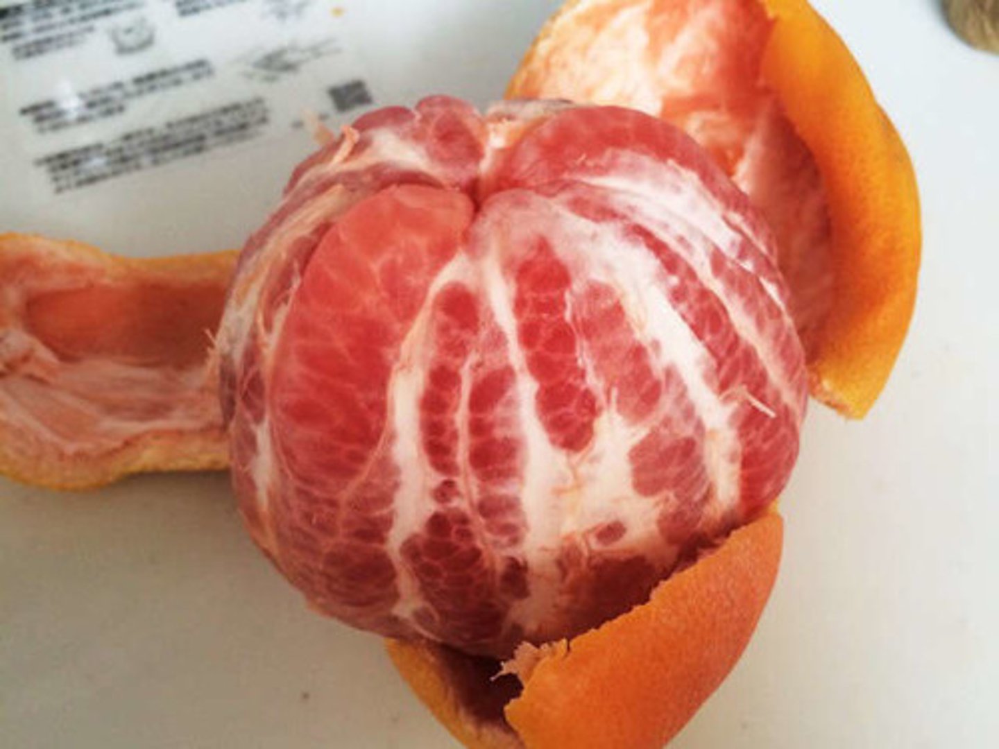 <p>むける</p><p>được bóc, bị lột</p><p>うみでひやけをして、せなかのかわがむけた。</p><p>Tôi tắm nắng ở biển và da ở lưng bị tróc ra.</p>