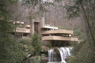 <p><span style="color: yellow;"><em><span>Fallingwater, Edgar J. Kaufmann House</span></em><span>, </span></span><span><span>Frank Lloyd Wright, Bear Run, PA, 1936</span></span></p><p><span><span>•Wright was quick to absorb the lessons of the International Style coming from Europe, as is evident in the Kaufmann House</span></span></p><p><span><span>•Structure consists out of monolithic white slabs stacked up above a natural waterfall</span></span></p><p><span><span>•Transition between a clearly defined exterior (nature) and interior (domestic environment, house) was broken down</span></span></p>