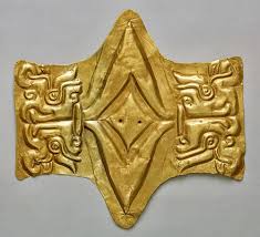 <p>Chavin pectoral</p>