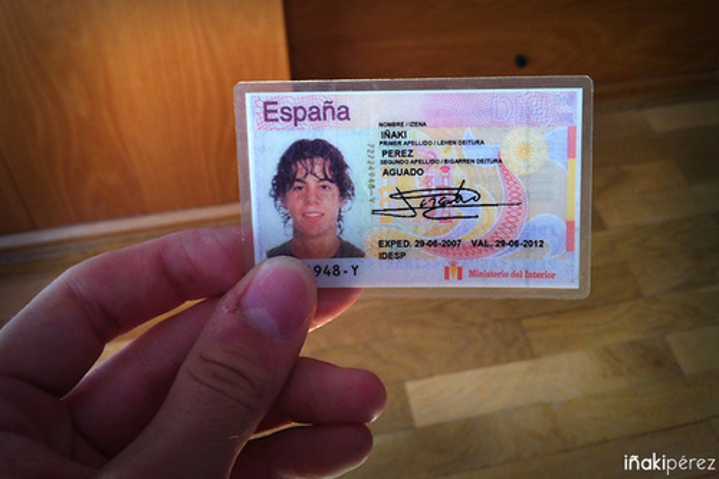 <p>driver's license</p>