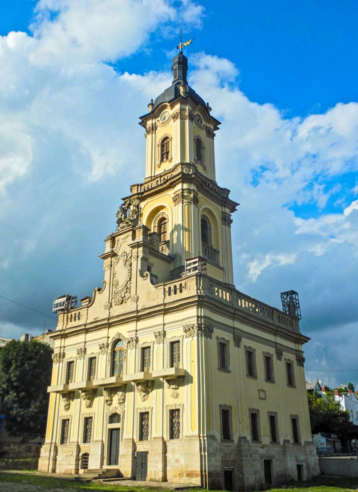 <p>(Тема 11)</p>