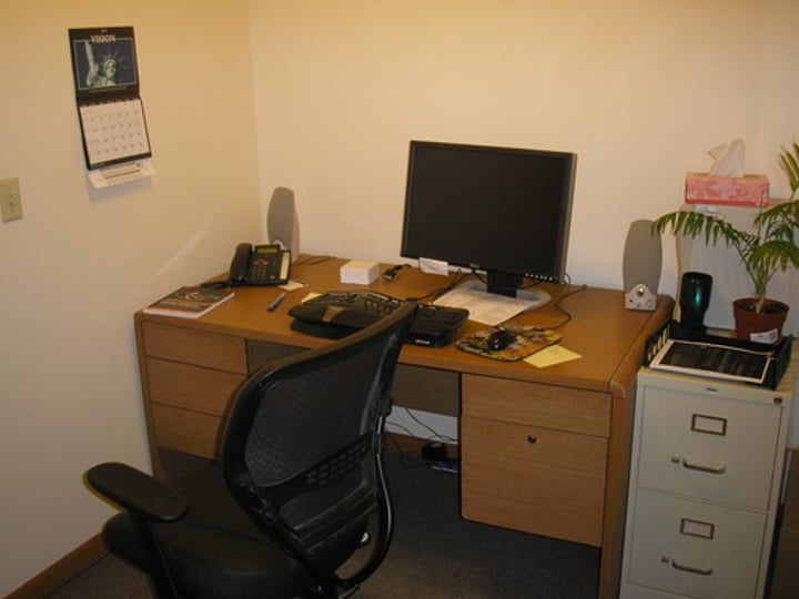 <p>office</p>