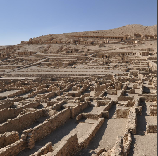 <p>Deir el-Medina</p>