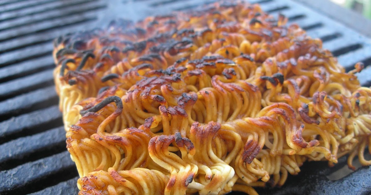<p>to grill</p>