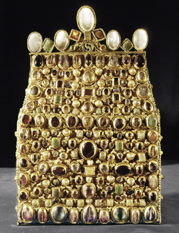 <p>Purse reliquary (bursa) of St. Stephen - NOTES</p>