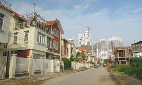 <p>The new housing development offers a variety of _____l options for families and individuals.</p><p class="style_collocation__trans__nAf6q"><em>Khu phát triển nhà ở mới cung cấp nhiều lựa chọn cư trú cho các gia đình và cá nhân.</em></p>