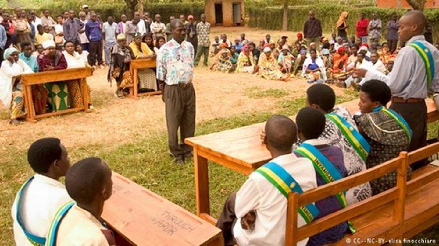 <p>Community courts established in Rwanda to try low-level officials and ordinary people accused of taking part in the Rwandan genocide. The purpose of these courts was to speed up the process of bringing to justice those who had participated in the genocide and to encourage reconciliation.</p>