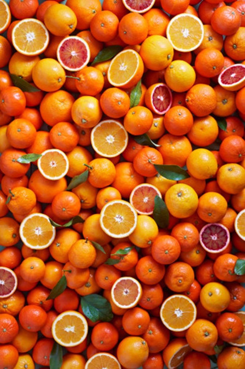 <p>abundant, plentiful, copious, lavish</p><p>풍부한</p>