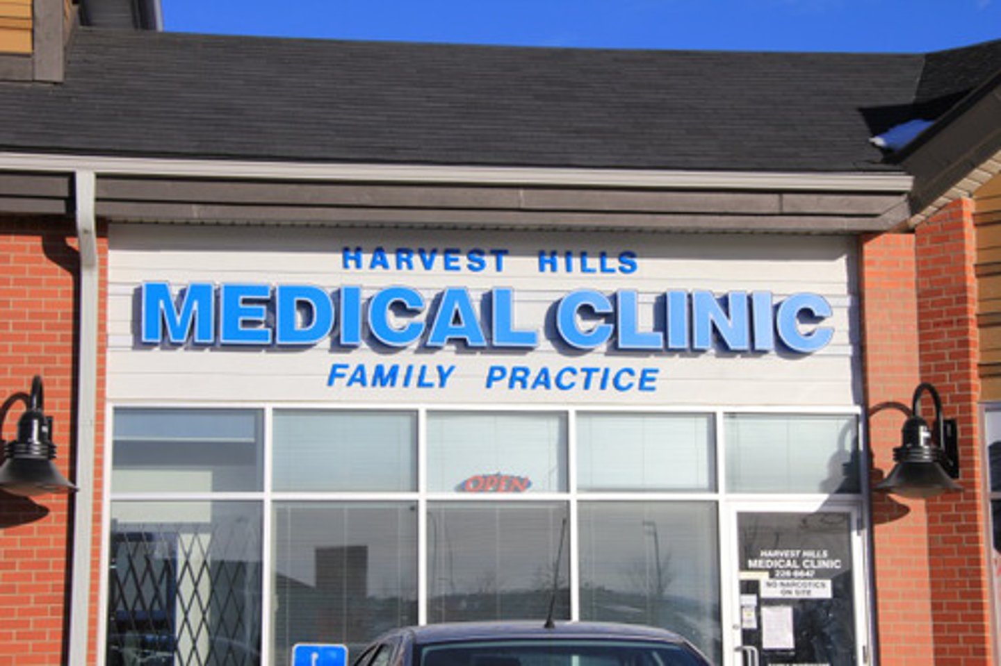 <p>Bệnh viện tư, phòng khám nhỏ</p>