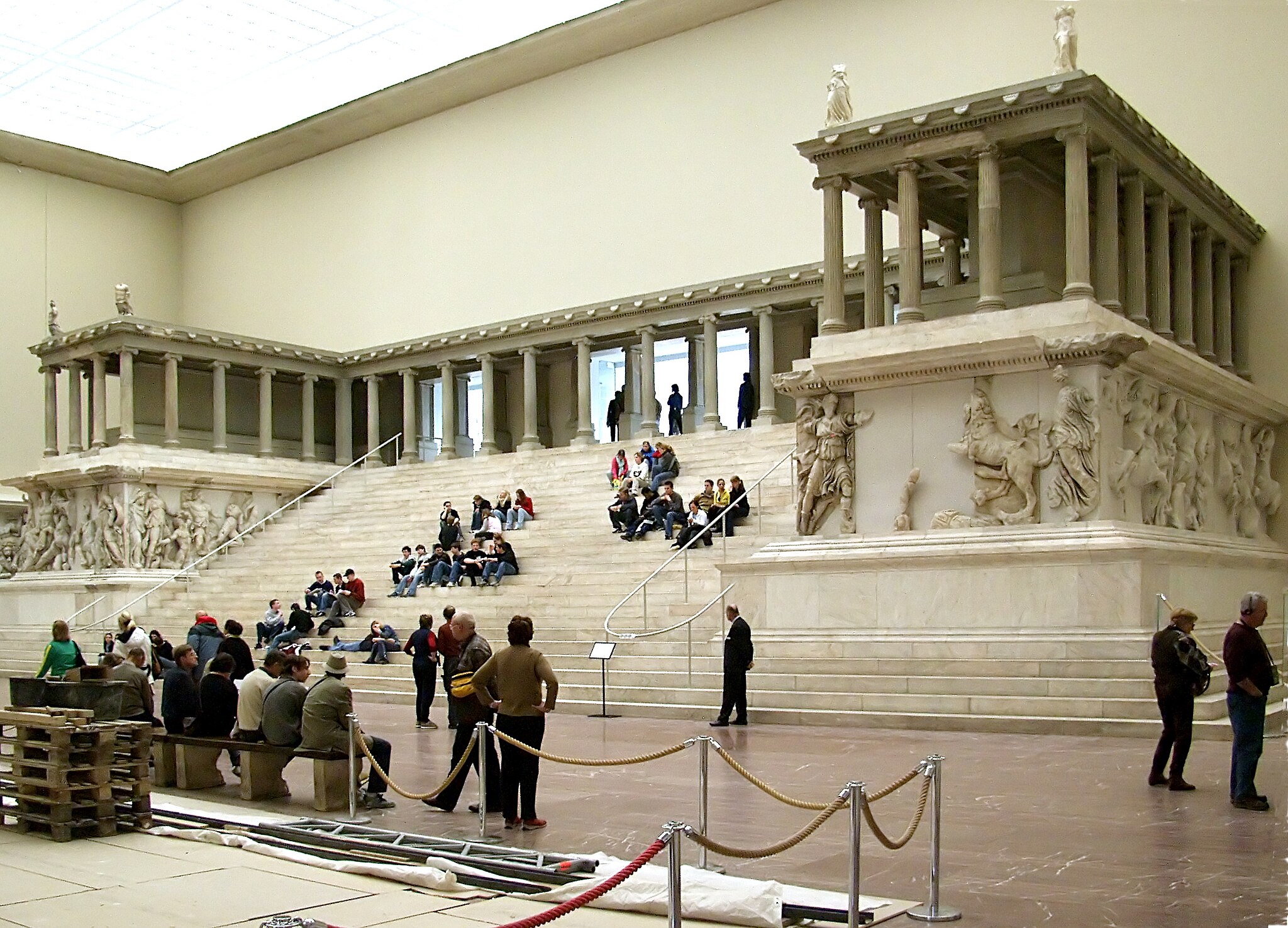 <p>what is this art piece and why was it so significant? (175 BCE)</p>