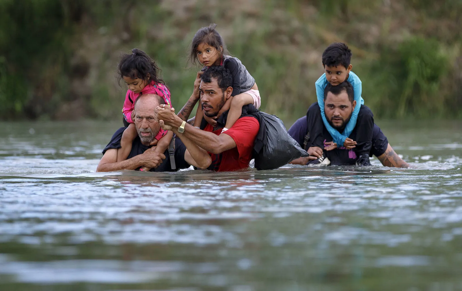 <p>migrant</p>