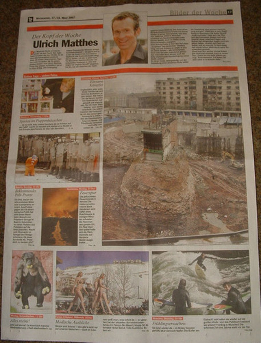 <p>newspaper (bàozhǐ)</p>