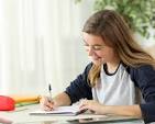<p>yo pedí </p><p>Yo pedí ayuda cuando no entendía la tarea</p>