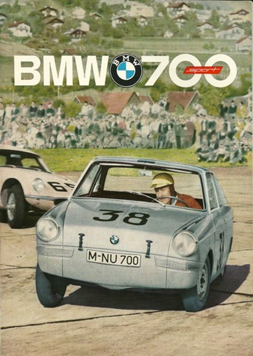 <p>700</p>