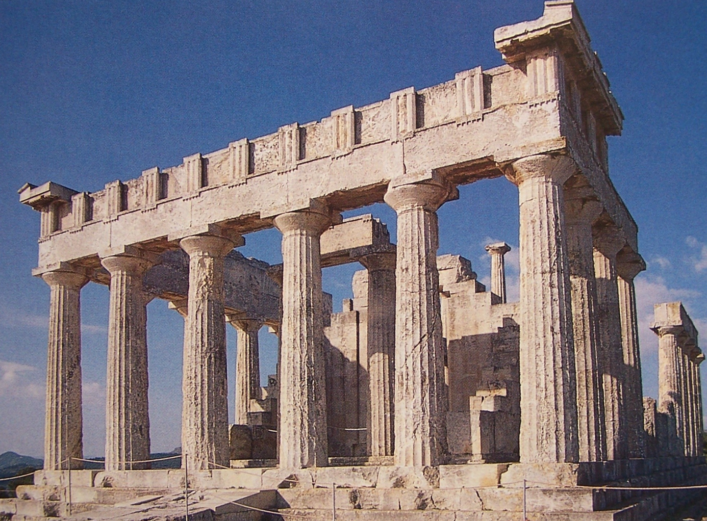 <p>Temple of Aphaia, Aegina (building and pediment sculptures)</p>