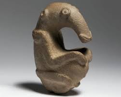 <p>009</p>