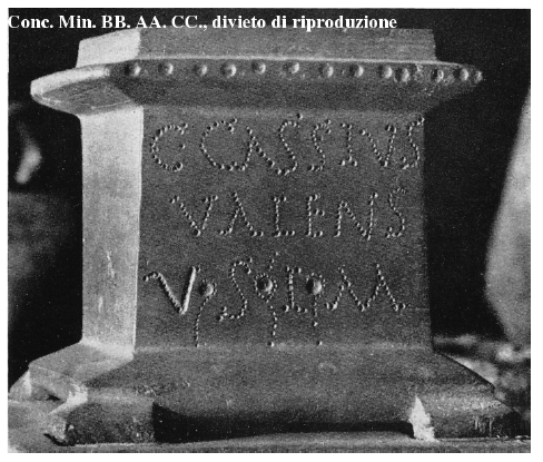 <p>SupplIt 6, nr. 7, Buonopane 115, fig. 68, Trento</p>