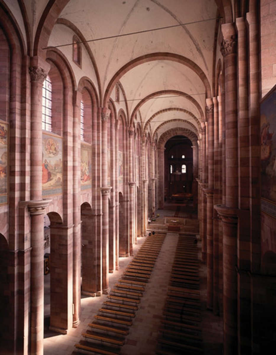 <p>-groin vault</p><p>-alternate support system (A, B)</p><p>-very dark</p><p>-Romanesque Architecture</p>