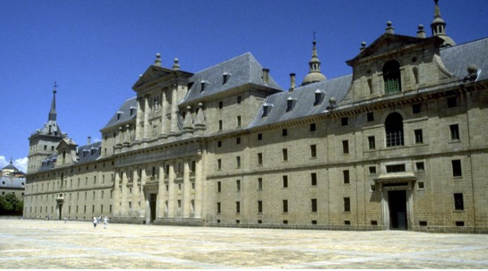 <p>el escorial 1563</p>