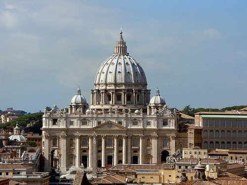 -1505-1612
-Michelangelo changed it
-a magnificent new church over the crypt of St. peter
-come becomes an icon of "dome" often repeated
-tomb for Pope Julius II would not fit in old basilica (almost 1100 years old in 1505)
-Bramante's scheme was on a scale grander than any Roman structure
-building about the size of the Baths of Diocletian (dome comparable to the Pantheon)