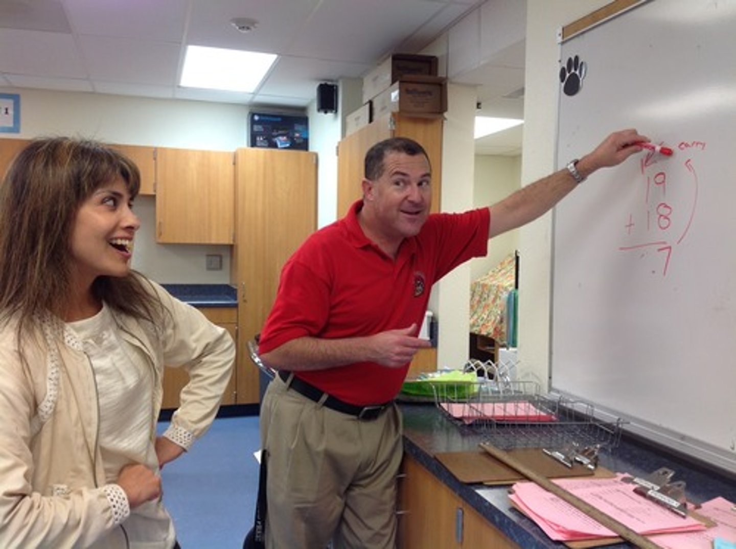 <p>làm rõ, làm sáng tỏ</p>