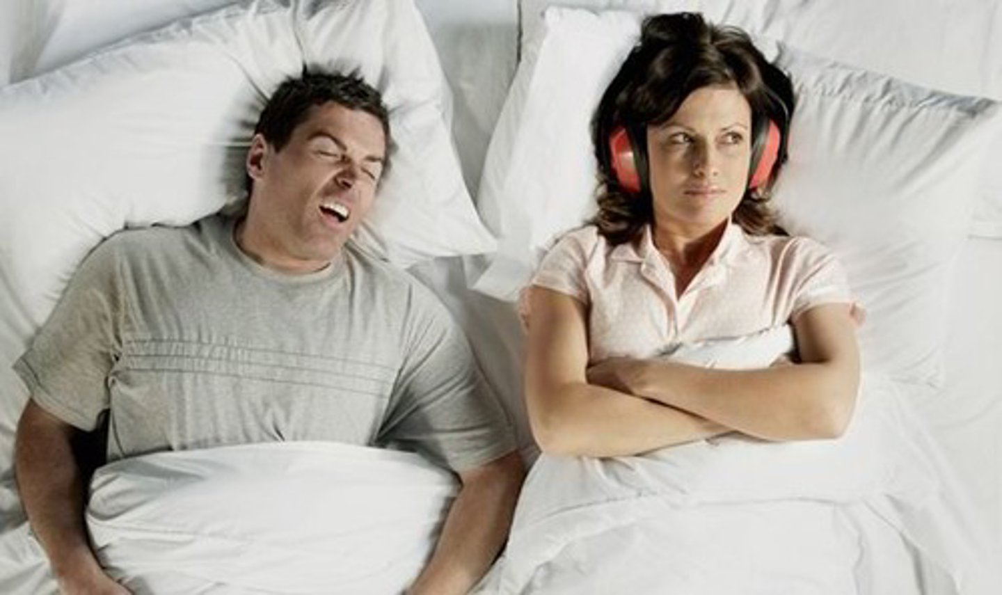 <p>etwas/jemanden ertragen</p>