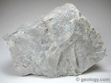 <p>vitreous, glassy luster, greasy sometimes, 7 hardness, white, gray, purple, ect.</p>