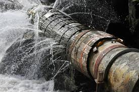 <p>leaking</p>