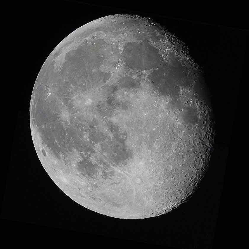 <p>What moon phase is this?</p>