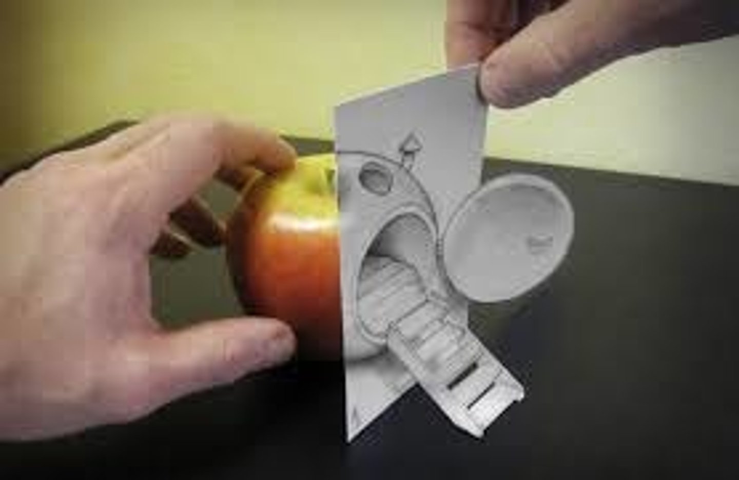 <p>thay đổi thành, chuyển thành</p>