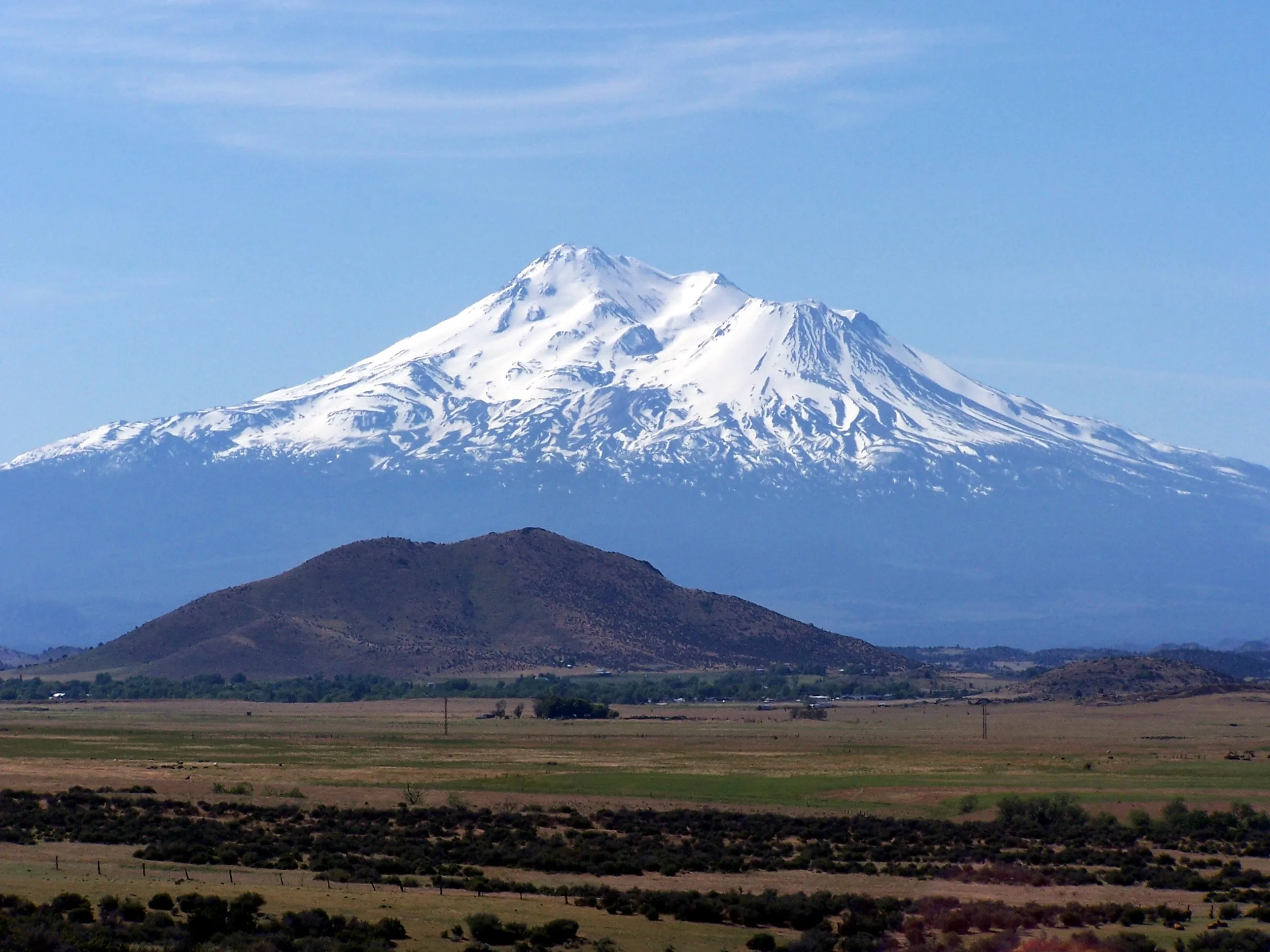 <p>火山 (かざん)</p>