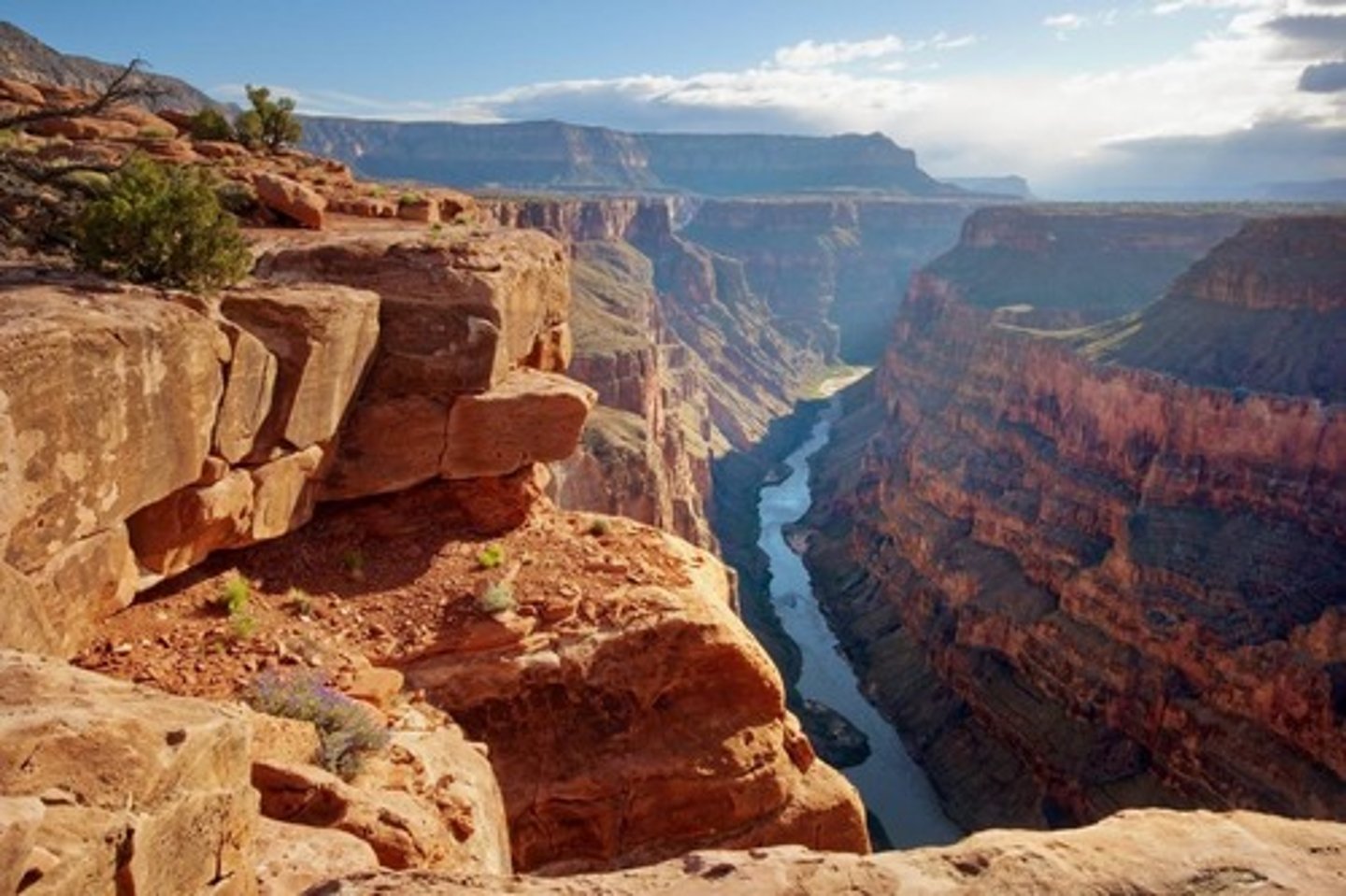 <p>a deep, narrow valley having high, steep slopes</p>