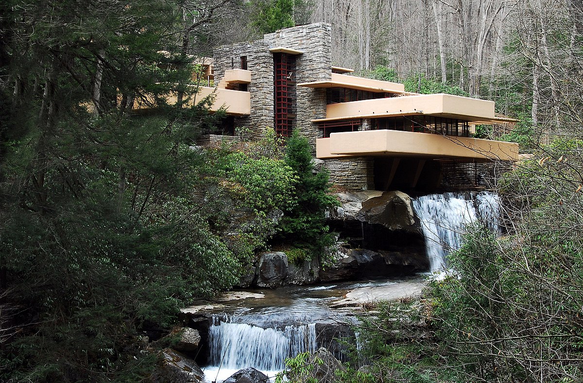 <ul><li><p>European modernism influence</p></li><li><p>integrates with nature > house above waterfall</p></li><li><p>concrete buttresses support “floating” concrete planes</p></li></ul><p></p>